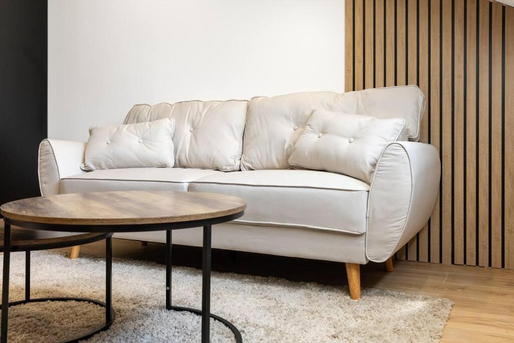 Le Duplex Apartment *